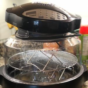 Nuwave Pro Plus Infrared Oven! Owner’s manual and recipes included!
